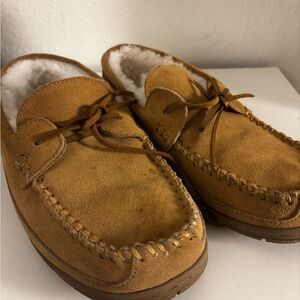 Men's lands end moccasin slippers